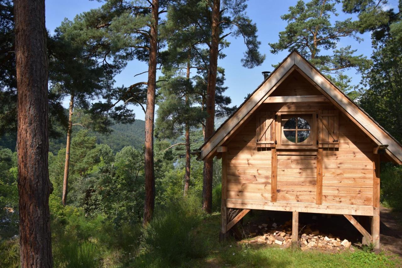 Cabane Lodge Domaine Du Lac Chambon Murol Esterno foto