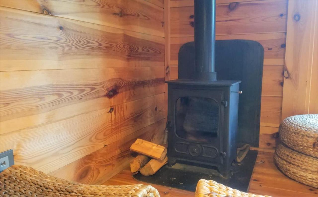 Cabane Lodge Domaine Du Lac Chambon Murol Esterno foto