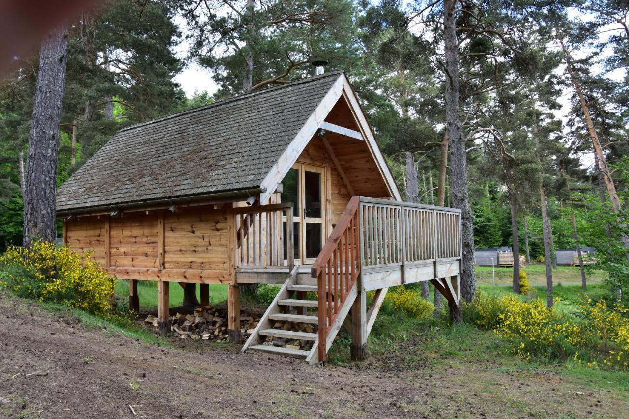 Cabane Lodge Domaine Du Lac Chambon Murol Esterno foto